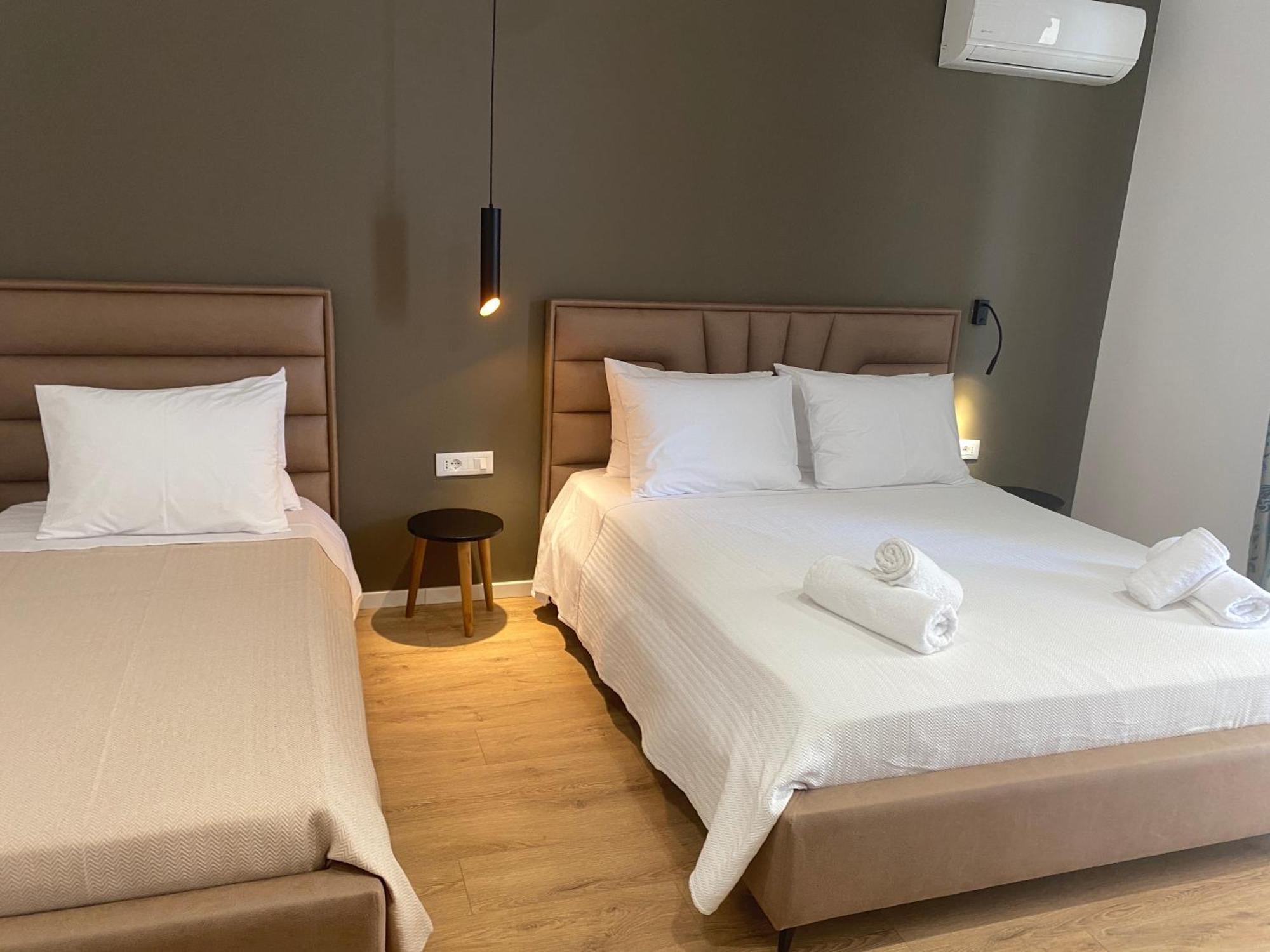 Augusto Rooms Sarande Luaran gambar